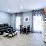 Deluxe Family Triana