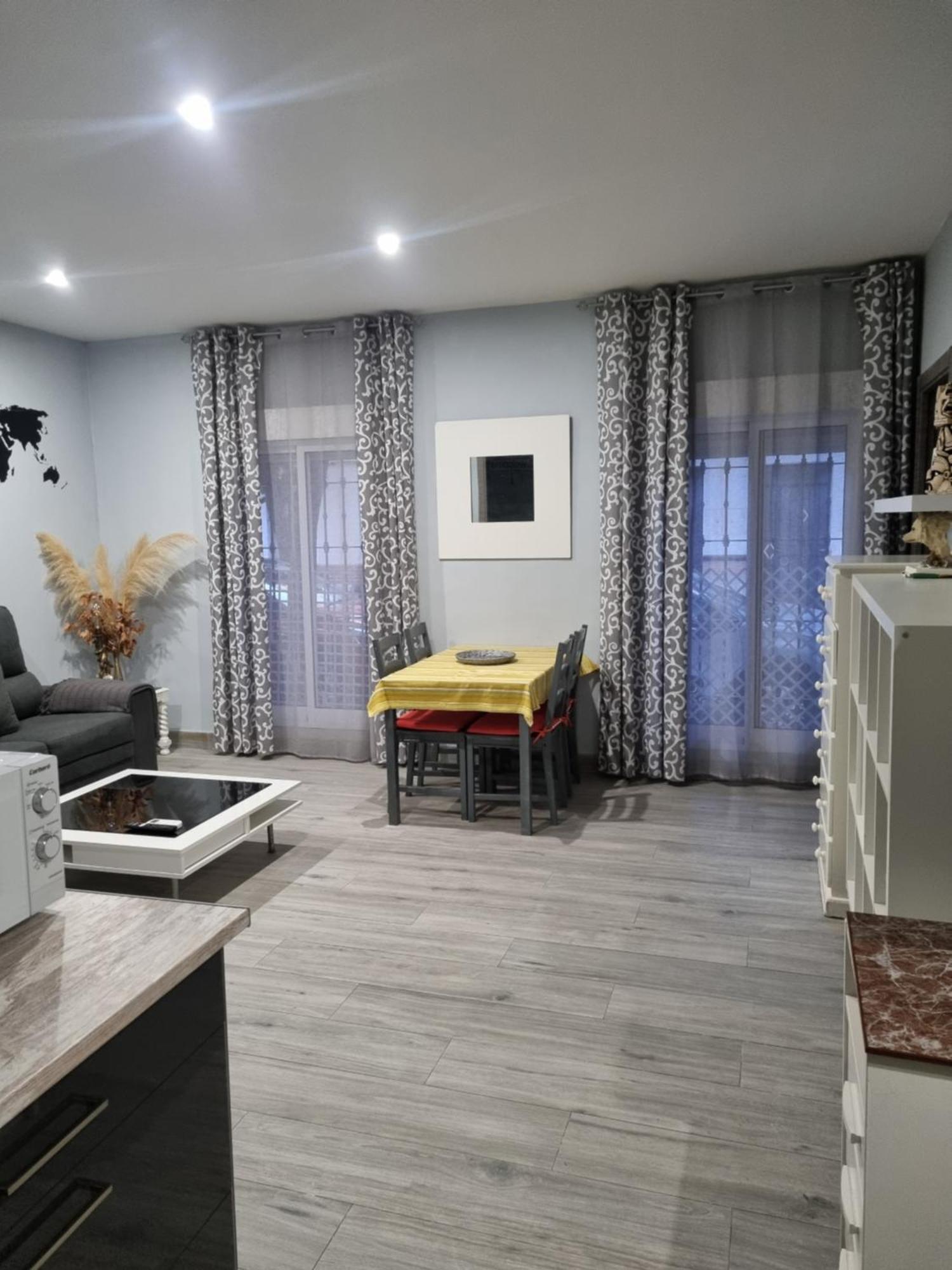 Deluxe Family Triana * Sevilla